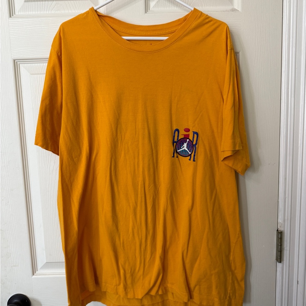 MULTIPLE Jordan Tee Shirts - Picture 5 of 8